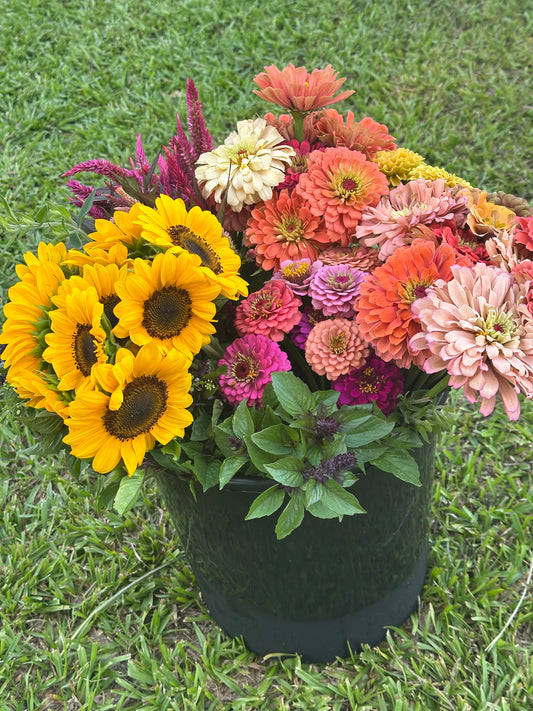 DIY Flower Bucket
